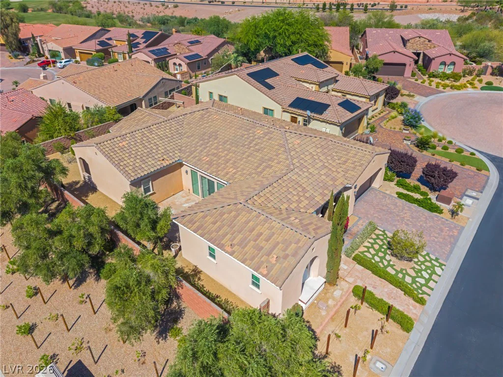 2 Lago Turchino, Henderson, NV 89011
