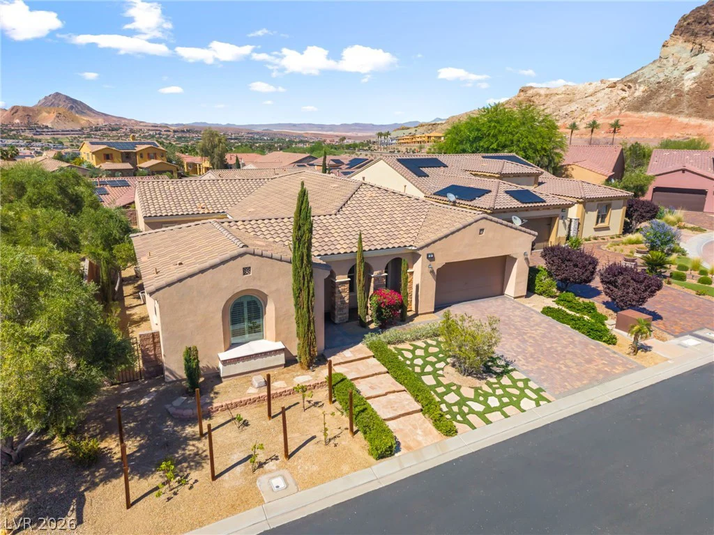 2 Lago Turchino, Henderson, NV 89011
