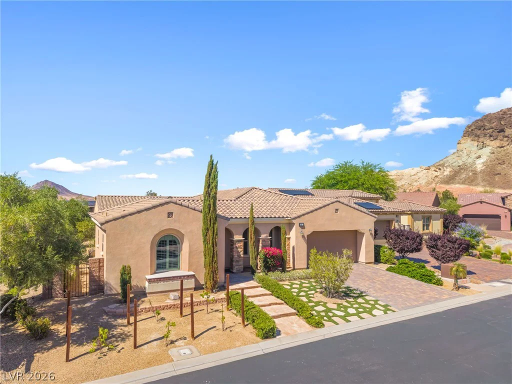 2 Lago Turchino, Henderson, NV 89011