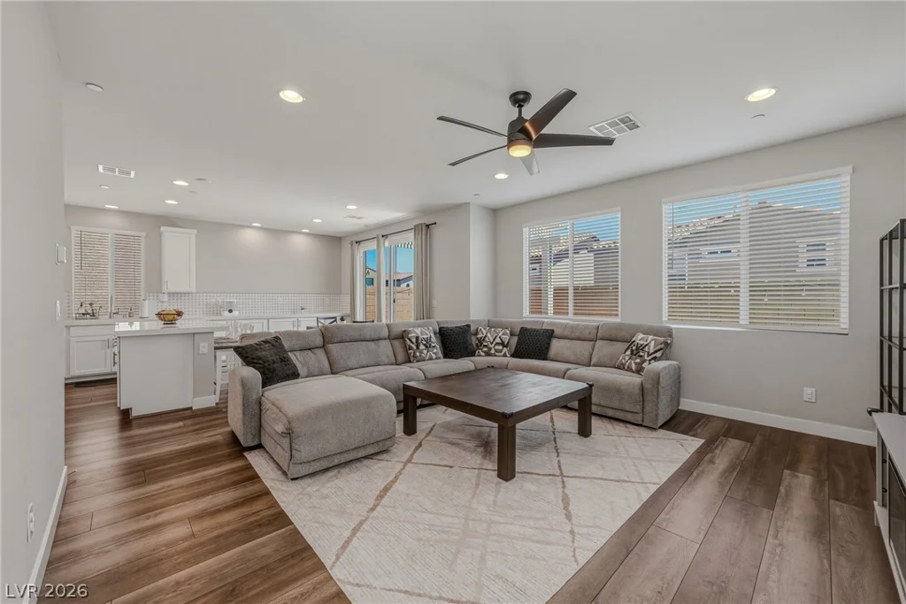 8946 Gilpin, Las Vegas, NV 89166