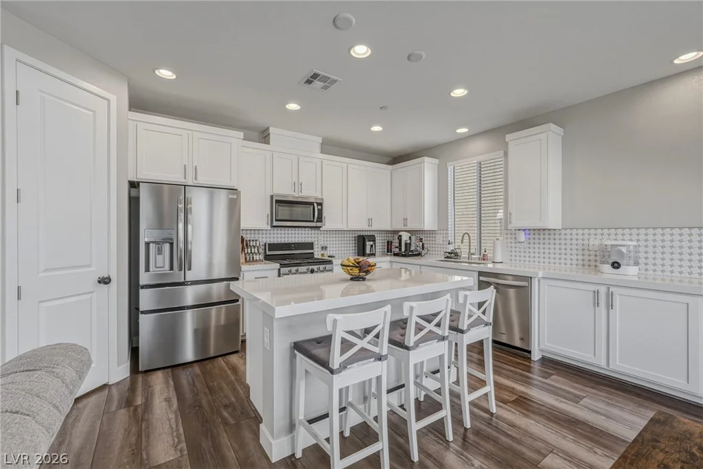8946 Gilpin, Las Vegas, NV 89166