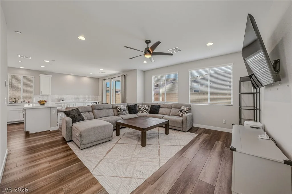 8946 Gilpin, Las Vegas, NV 89166