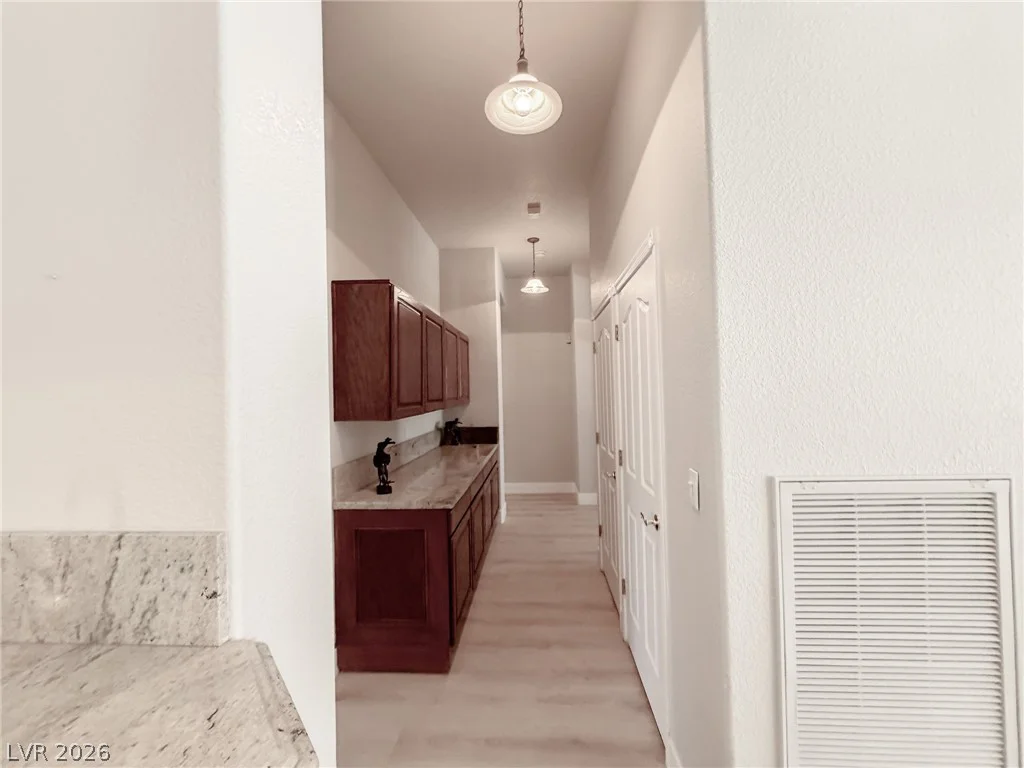 9112 Prospectors Cove, Las Vegas, NV 89117