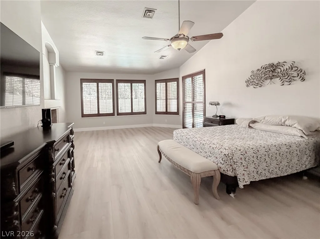9112 Prospectors Cove, Las Vegas, NV 89117