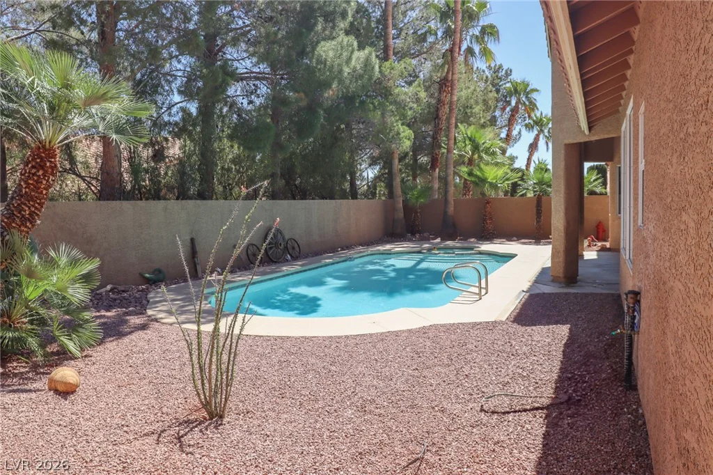 9112 Prospectors Cove, Las Vegas, NV 89117