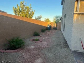 1649 Harvest Pecan, Las Vegas, NV 89108