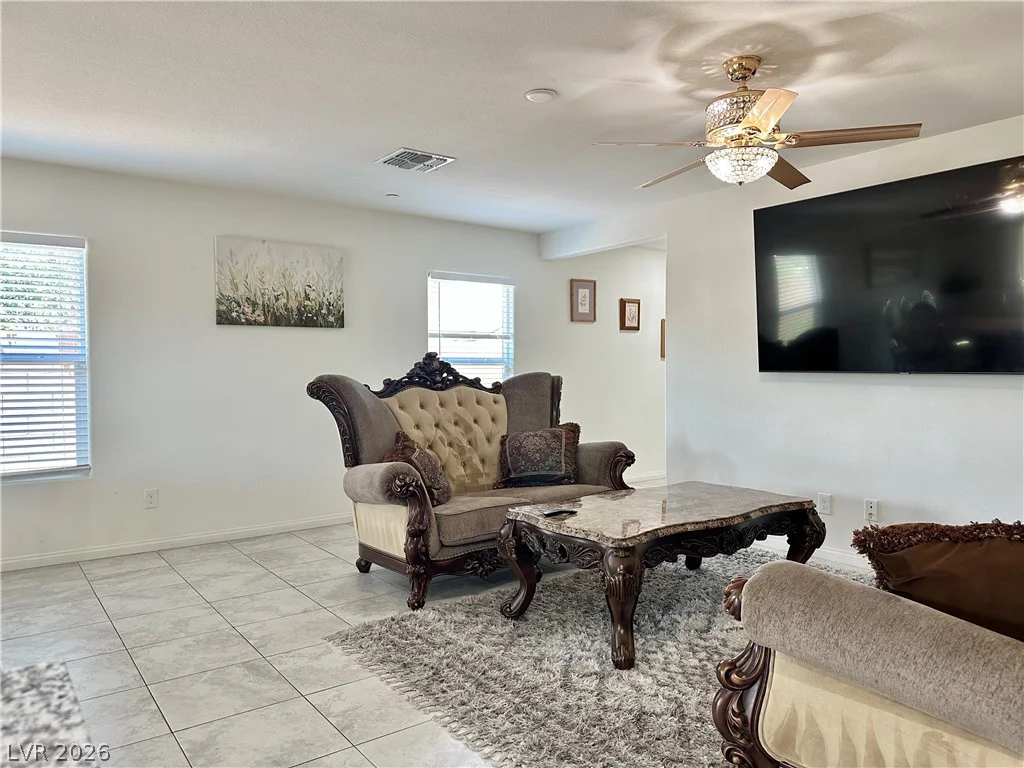 1649 Harvest Pecan, Las Vegas, NV 89108