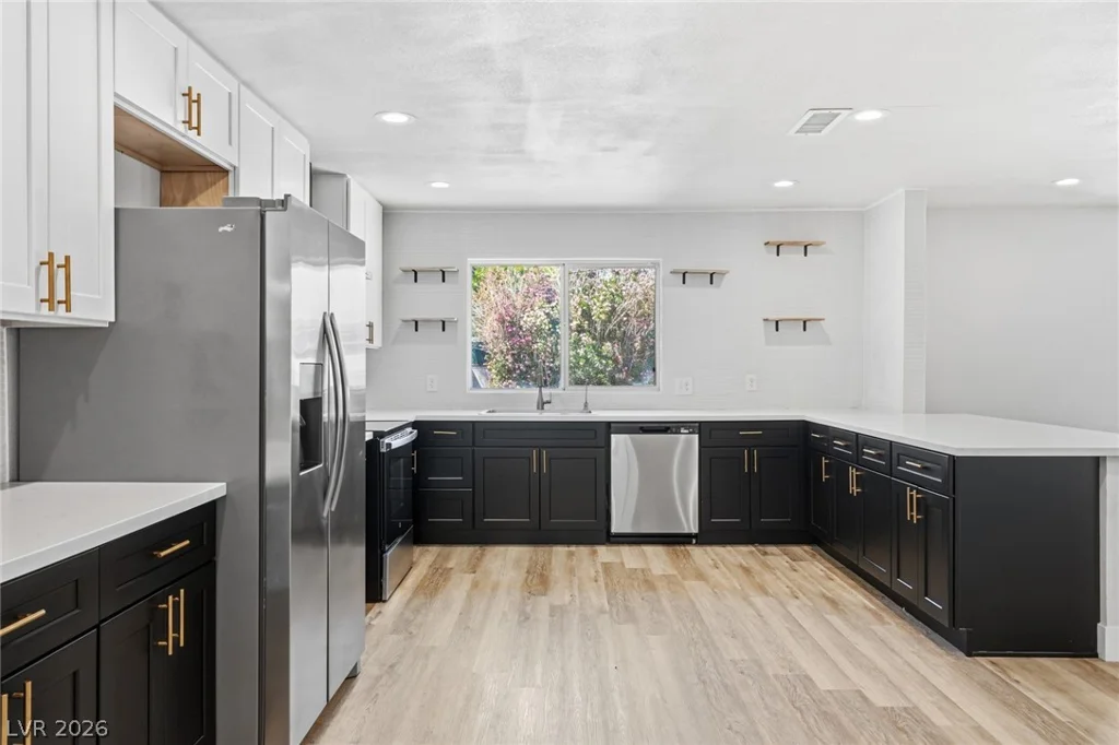 3145 Duneville, Las Vegas, NV 89146