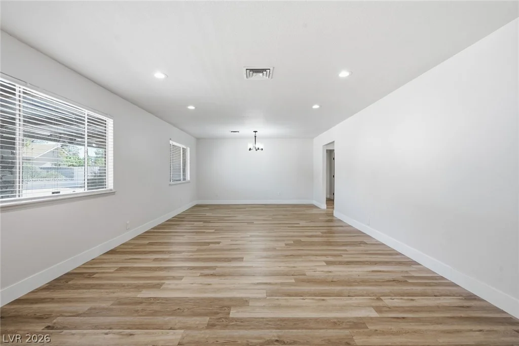 3145 Duneville, Las Vegas, NV 89146