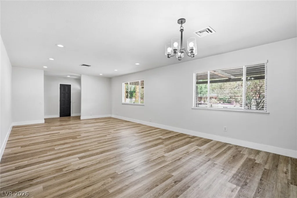 3145 Duneville, Las Vegas, NV 89146