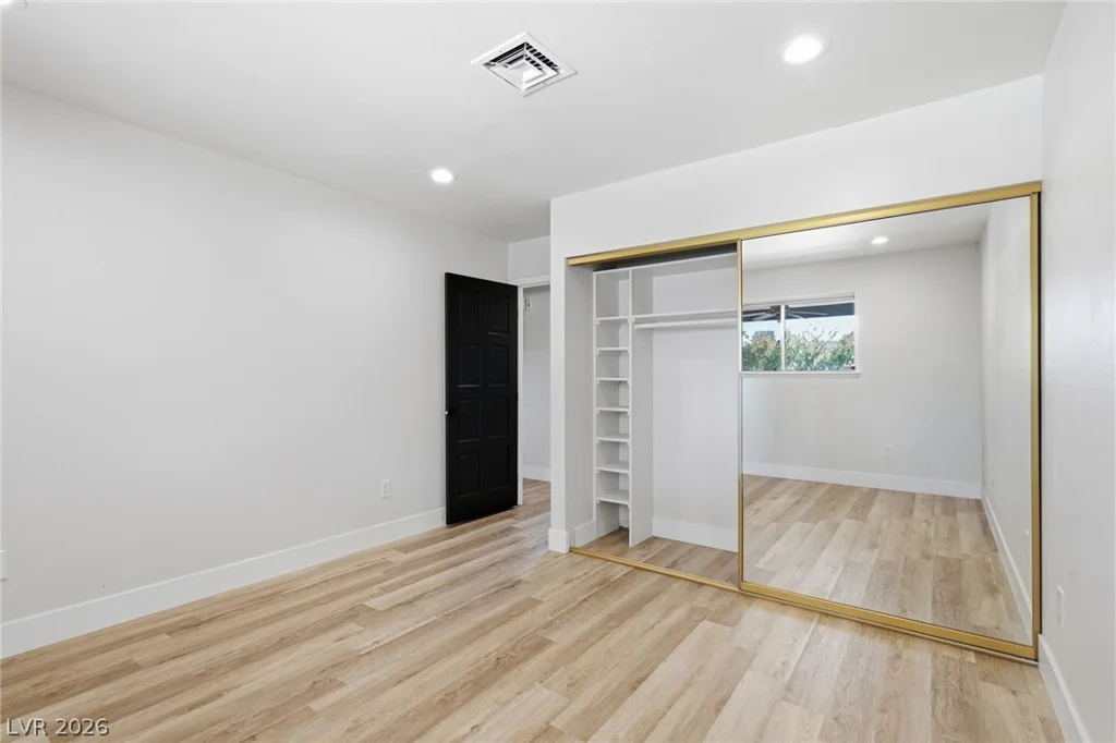 3145 Duneville, Las Vegas, NV 89146