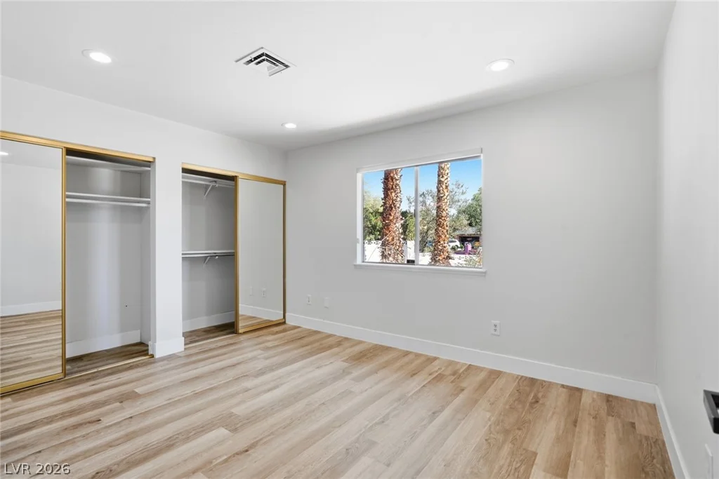 3145 Duneville, Las Vegas, NV 89146