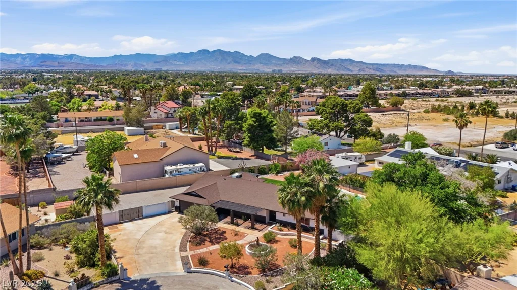 3145 Duneville, Las Vegas, NV 89146