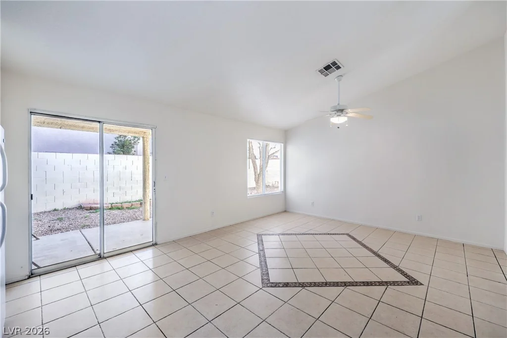 8433 Cinnamon Hill, Las Vegas, NV 89129