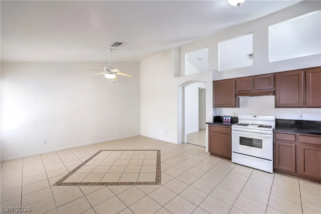 8433 Cinnamon Hill, Las Vegas, NV 89129