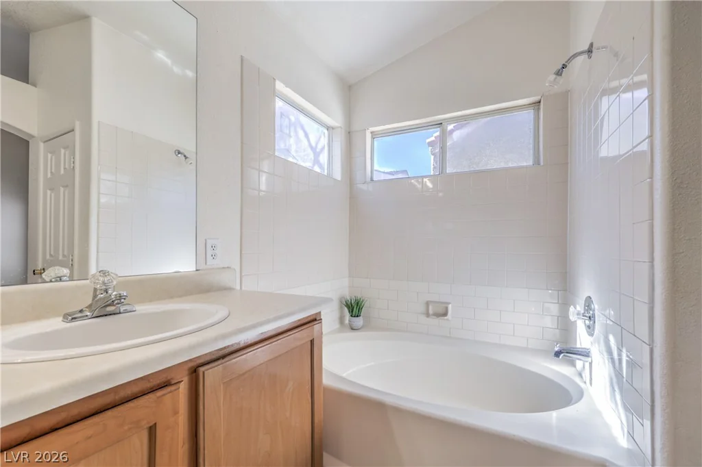 8433 Cinnamon Hill, Las Vegas, NV 89129