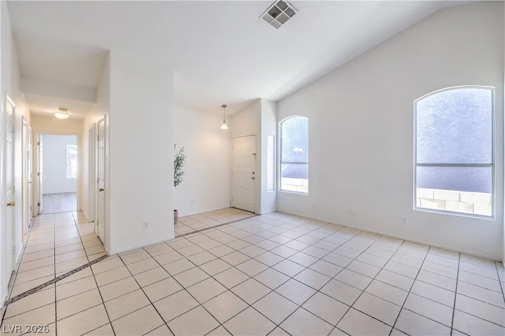 8433 Cinnamon Hill, Las Vegas, NV 89129