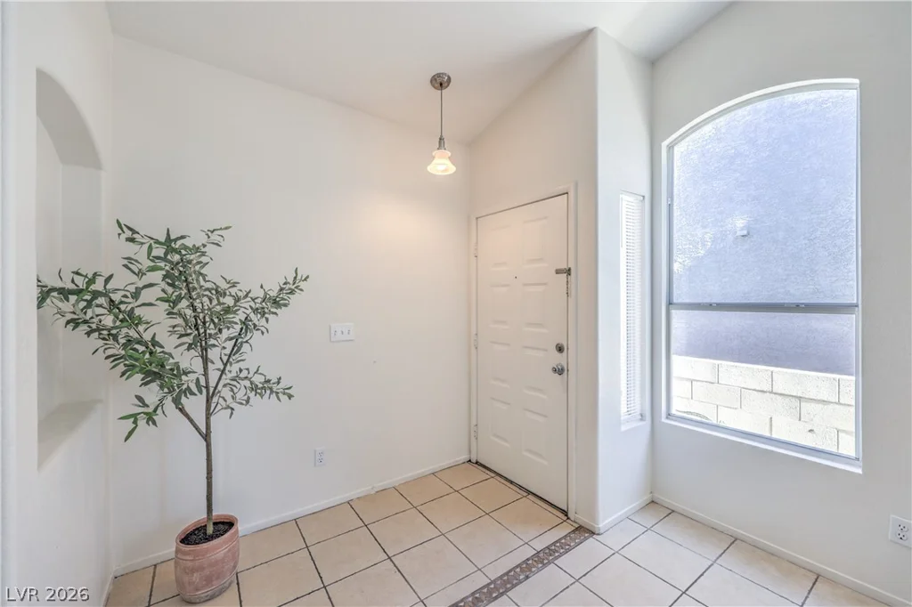 8433 Cinnamon Hill, Las Vegas, NV 89129