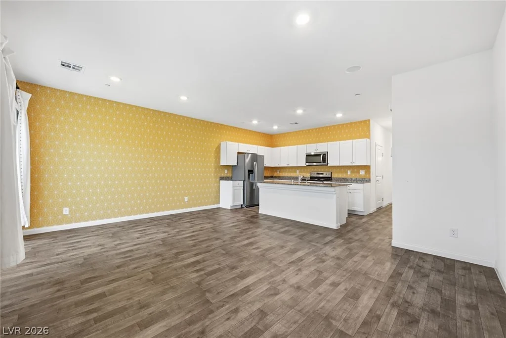 4258 Lunar Canyon, North Las Vegas, NV 89084