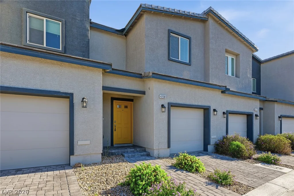 4258 Lunar Canyon, North Las Vegas, NV 89084