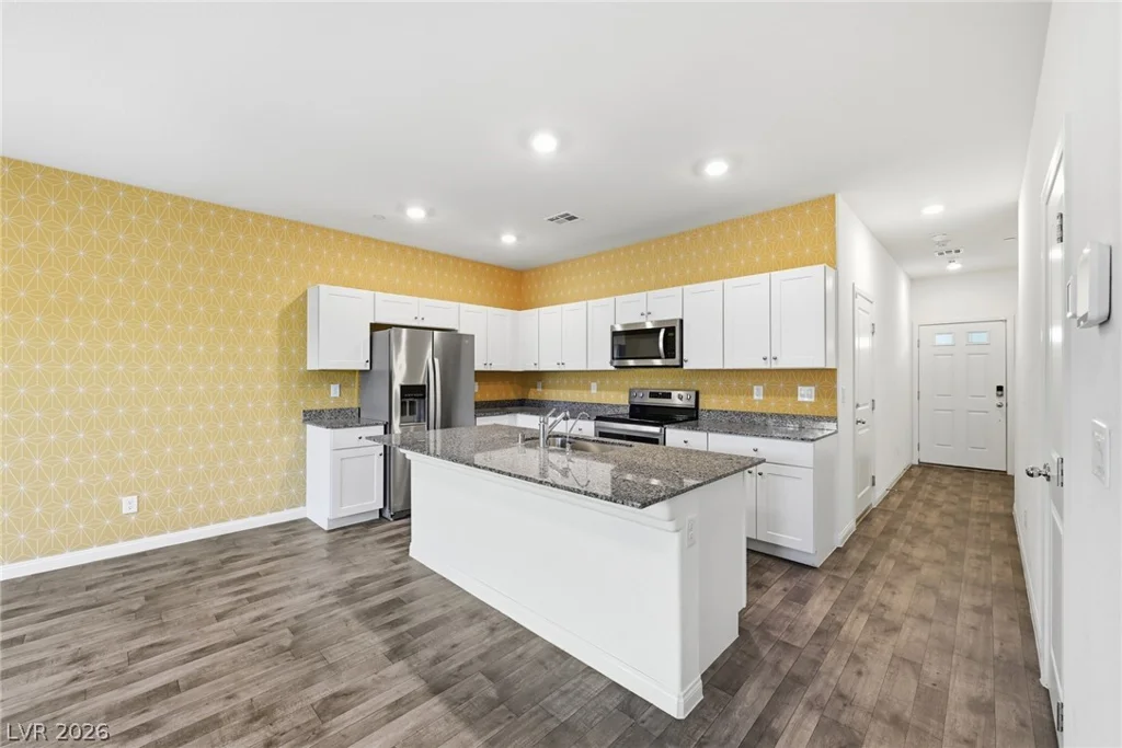 4258 Lunar Canyon, North Las Vegas, NV 89084