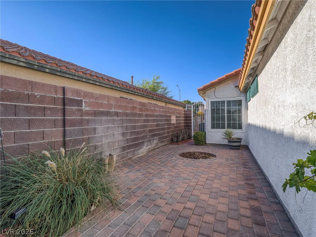 7377 Coffeyville, Las Vegas, NV 89147