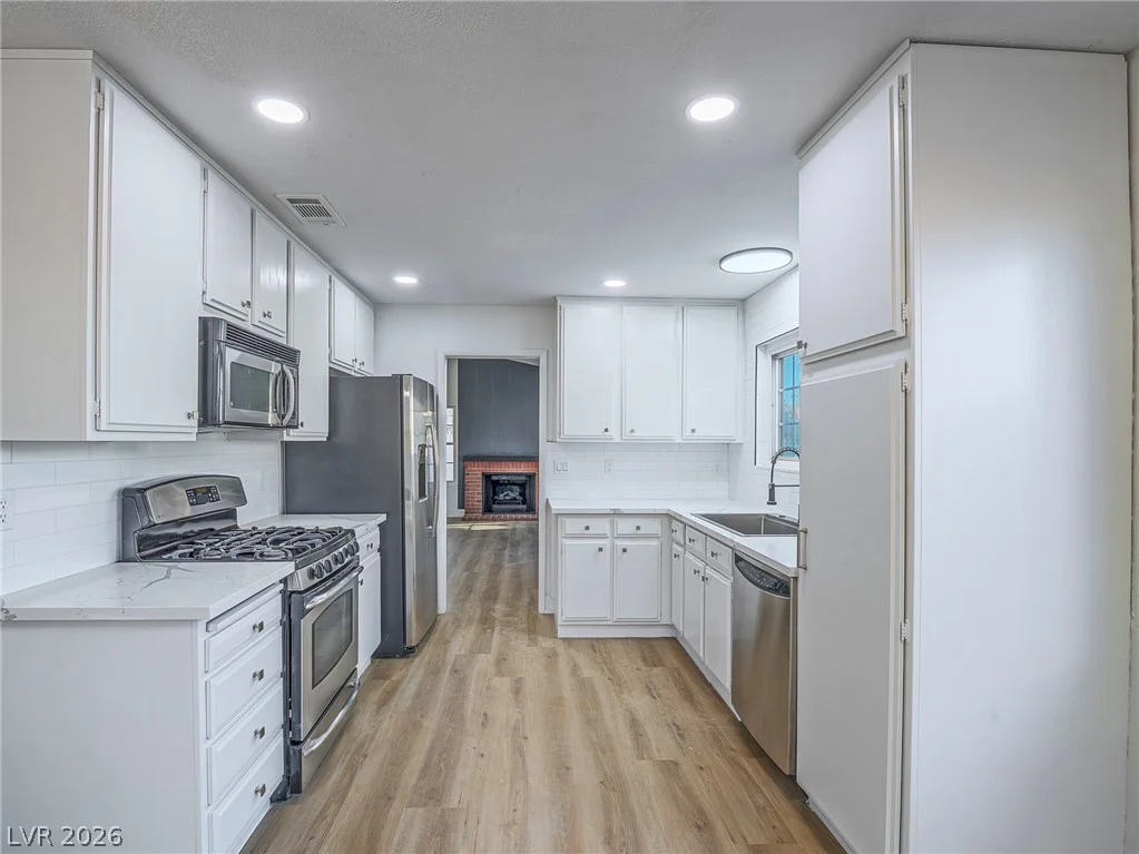 7377 Coffeyville, Las Vegas, NV 89147