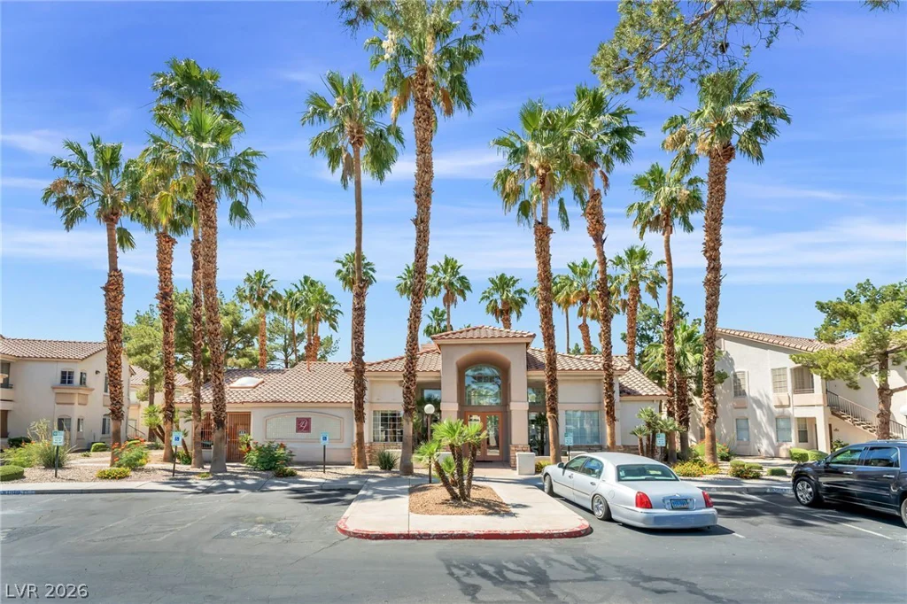 1300 Arlington, Las Vegas, NV 89104
