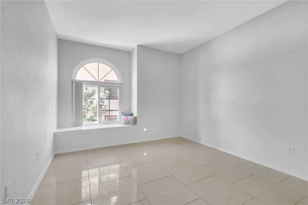 3145 Flamingo, Las Vegas, NV 89121