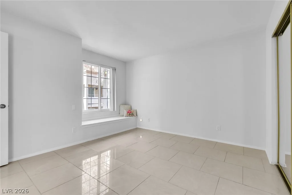 3145 Flamingo, Las Vegas, NV 89121