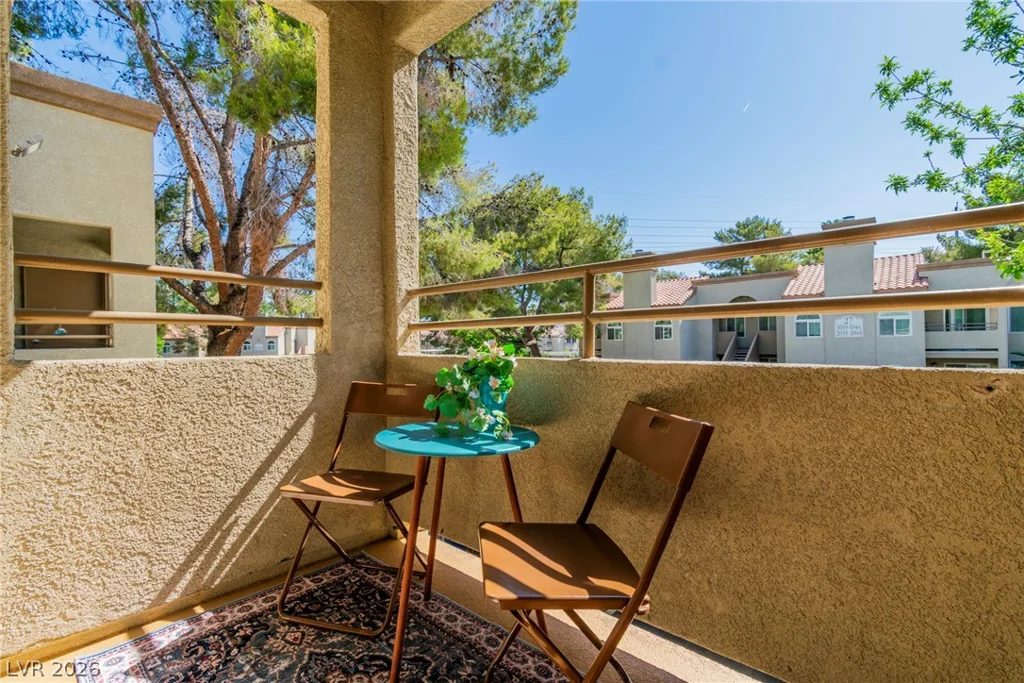 3145 Flamingo, Las Vegas, NV 89121