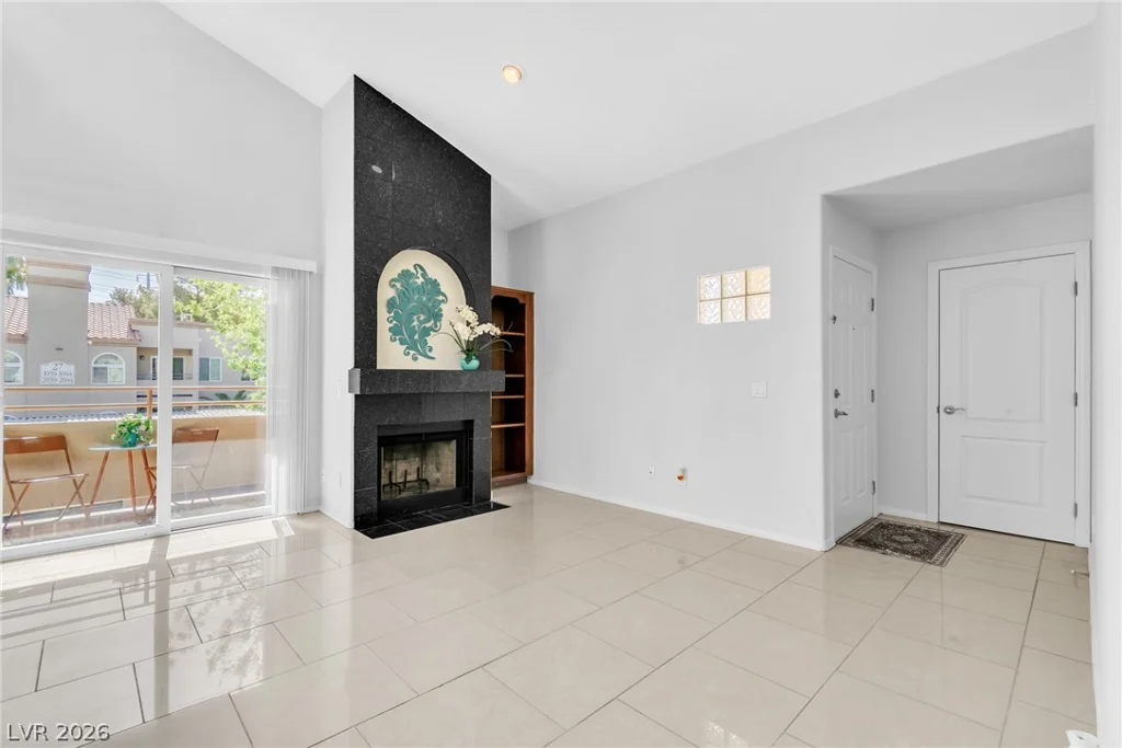 3145 Flamingo, Las Vegas, NV 89121