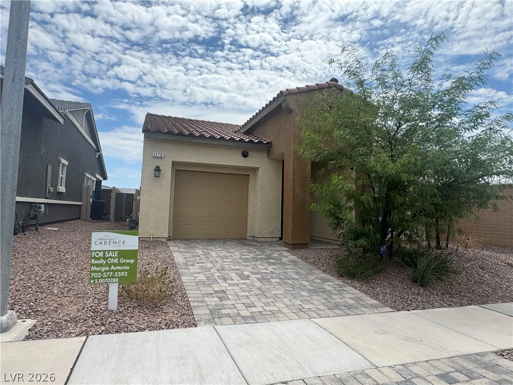 1170 King Lark, Henderson, NV 89011