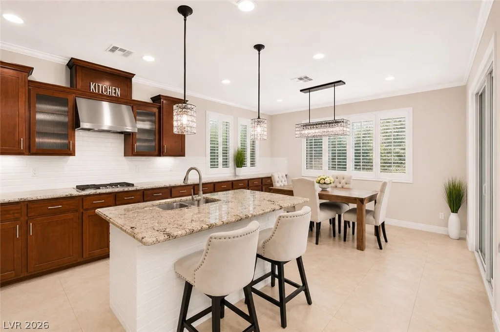 571 Signal Peak, Las Vegas, NV 89138