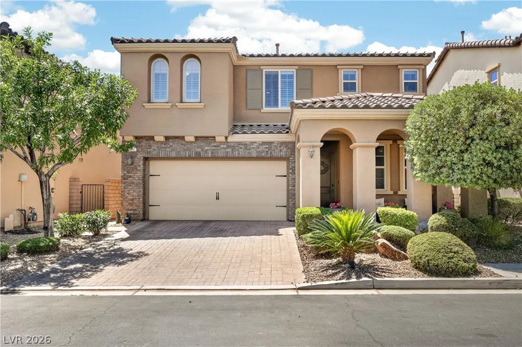 571 Signal Peak, Las Vegas, NV 89138