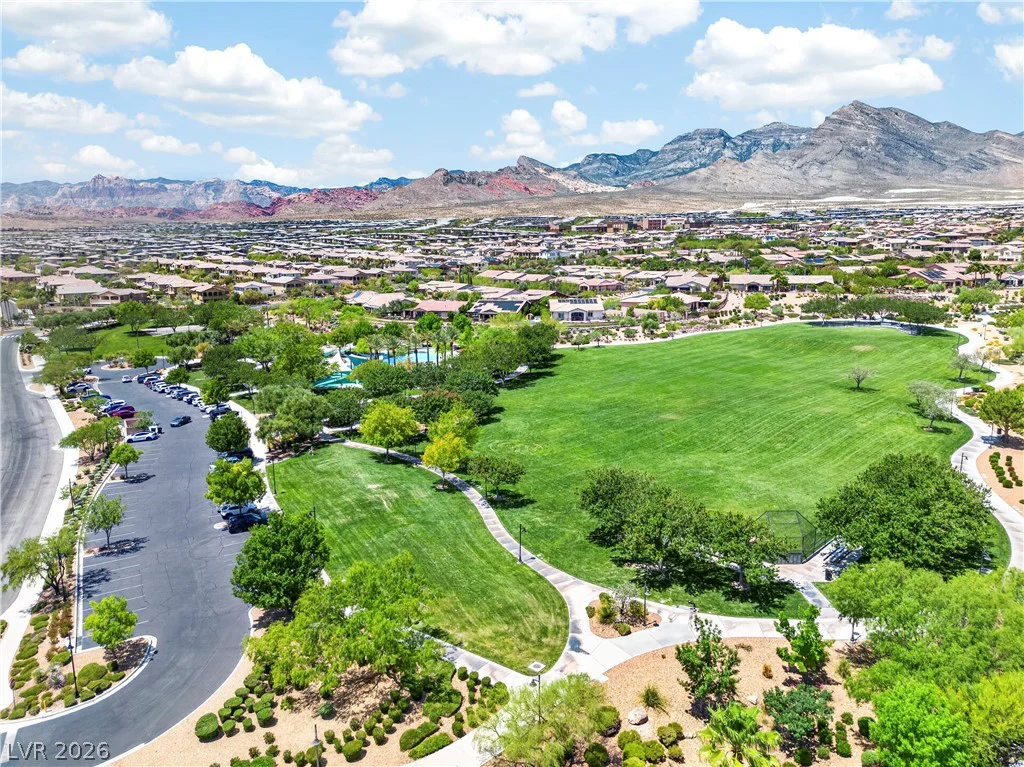 571 Signal Peak, Las Vegas, NV 89138