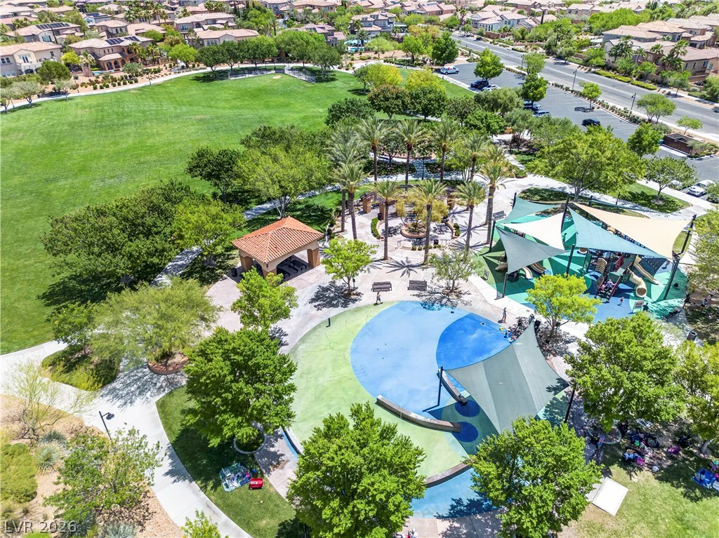 571 Signal Peak, Las Vegas, NV 89138