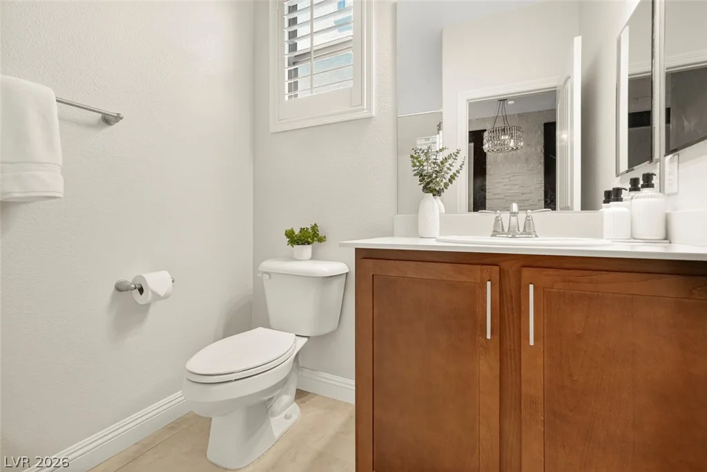 571 Signal Peak, Las Vegas, NV 89138