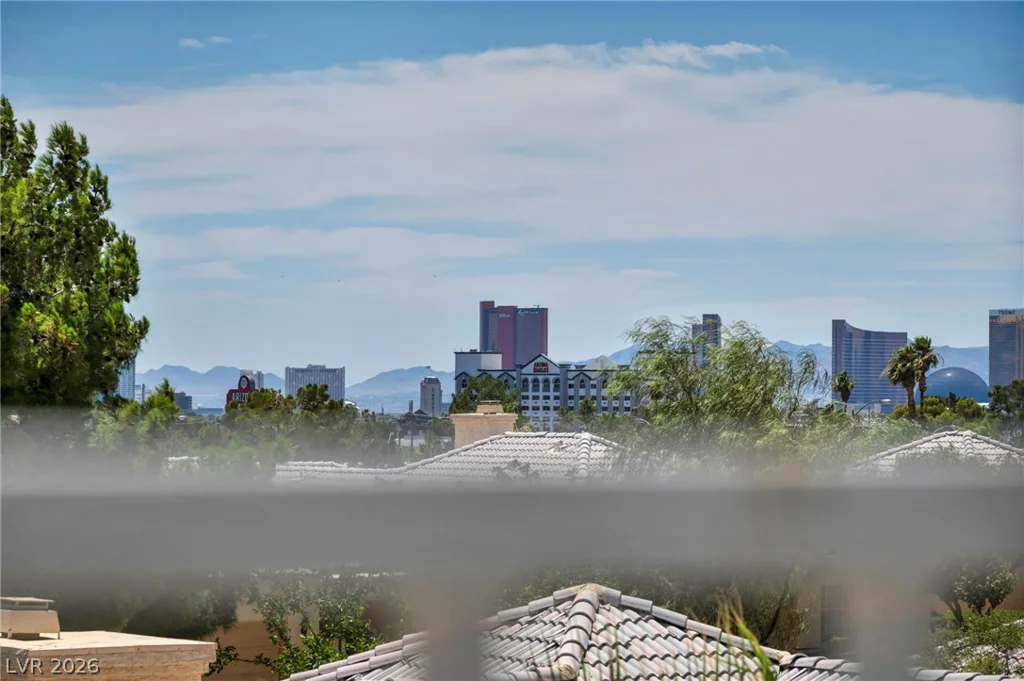 313 Falcon, Las Vegas, NV 89107