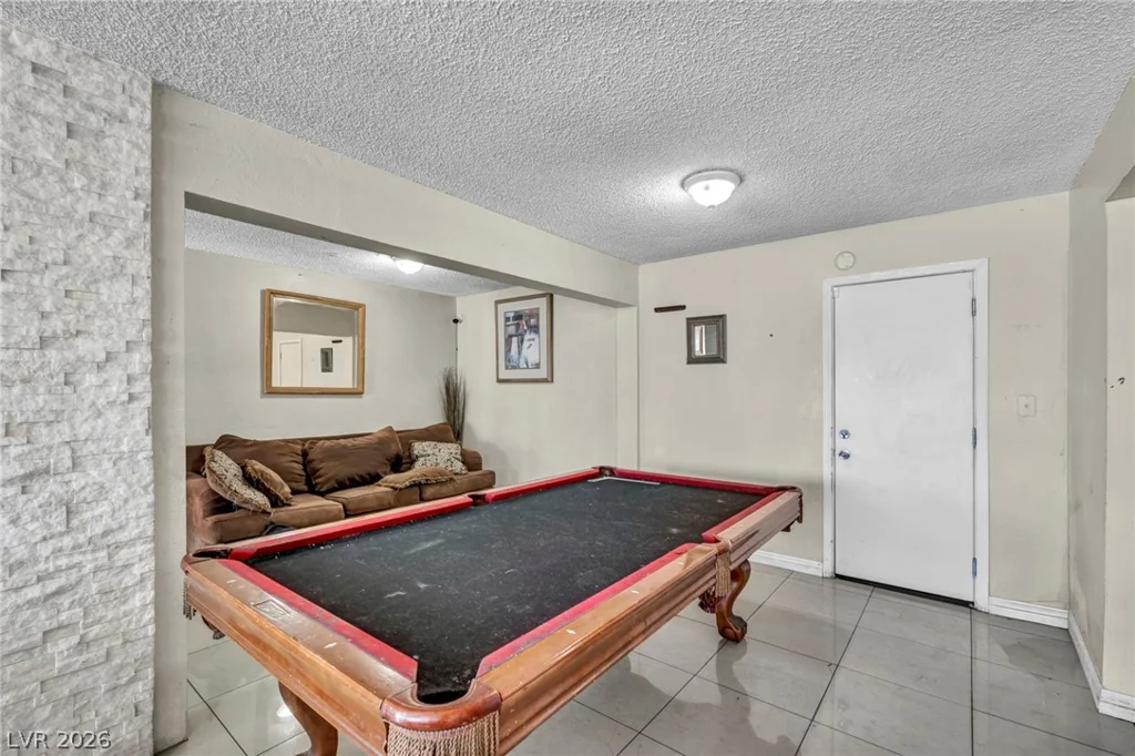 313 Falcon, Las Vegas, NV 89107