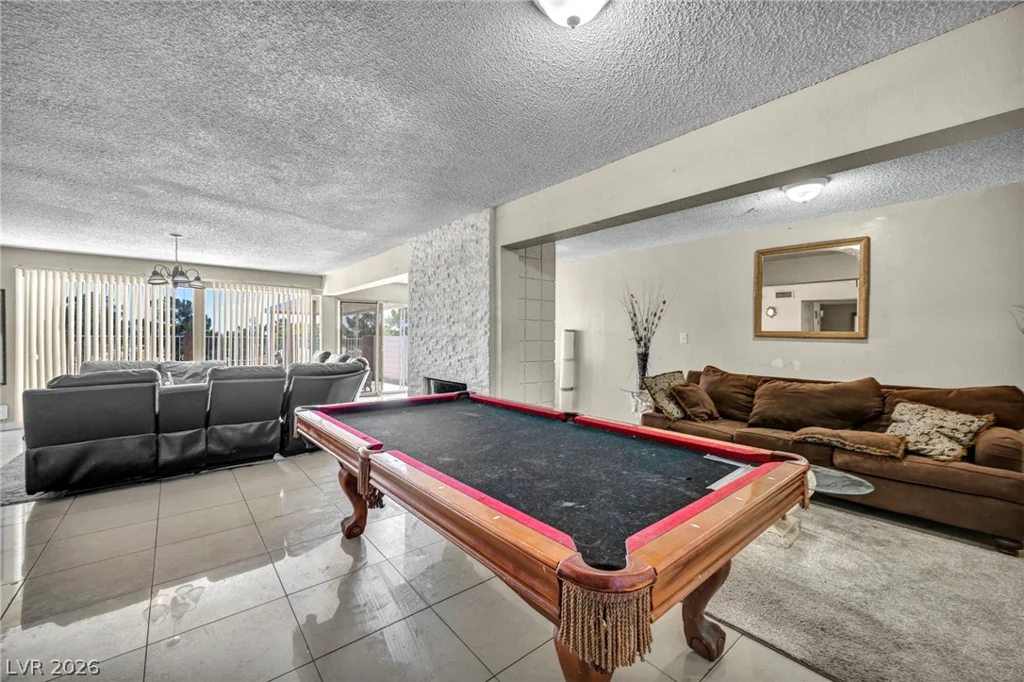 313 Falcon, Las Vegas, NV 89107