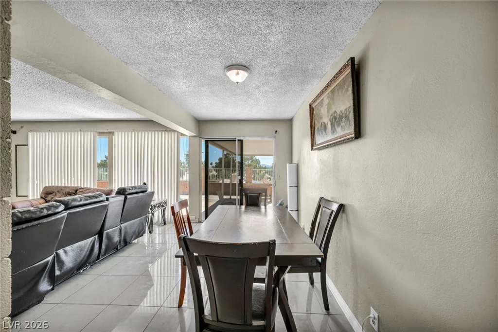 313 Falcon, Las Vegas, NV 89107