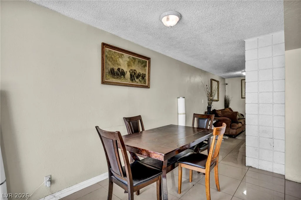 313 Falcon, Las Vegas, NV 89107