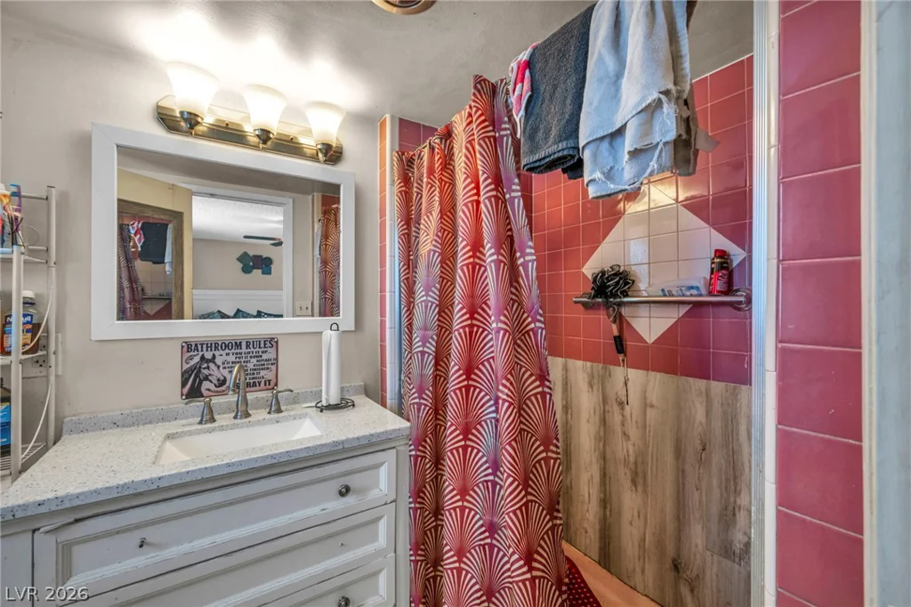 313 Falcon, Las Vegas, NV 89107