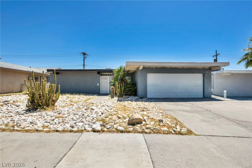313 Falcon, Las Vegas, NV 89107