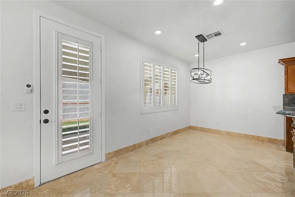 6772 Gold Yarrow, Las Vegas, NV 89148