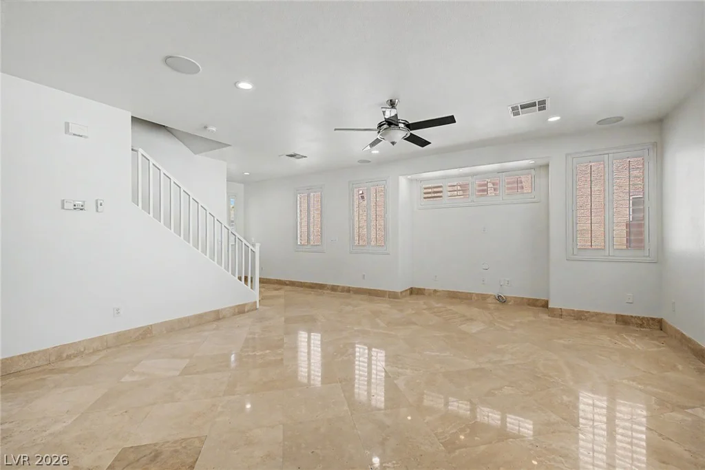 6772 Gold Yarrow, Las Vegas, NV 89148