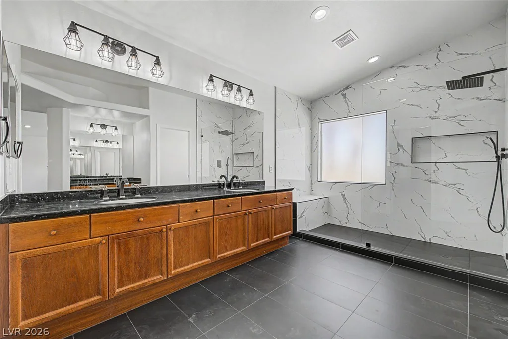 6772 Gold Yarrow, Las Vegas, NV 89148