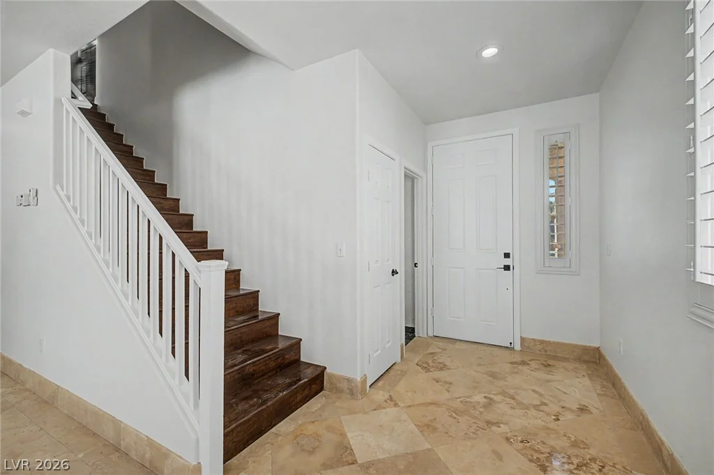 6772 Gold Yarrow, Las Vegas, NV 89148