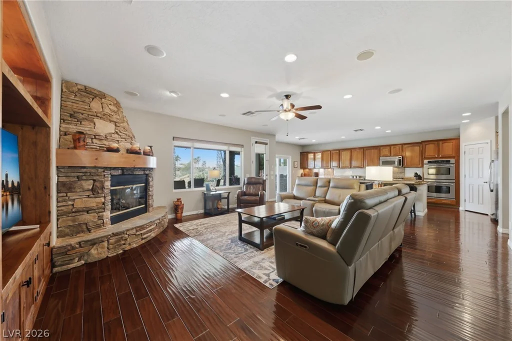8133 Bay Dunes, Las Vegas, NV 89131